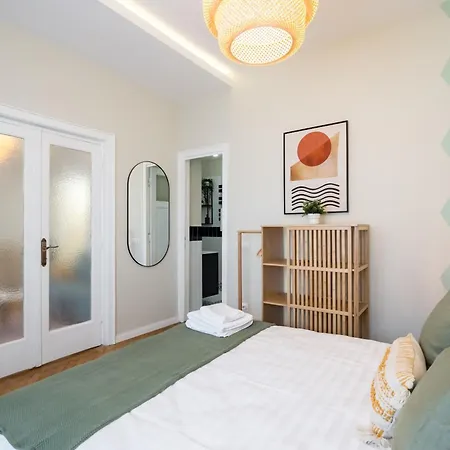 Urban Dream With Views And Modern Comfort Bucareste
