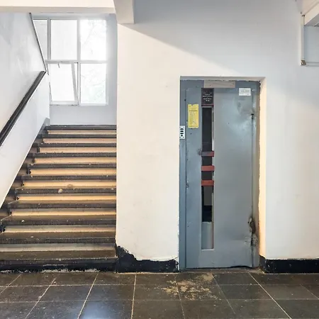 Urban Dream With Views And Modern Comfort