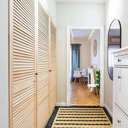 Daire Urban Dream With Views And Modern Comfort