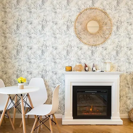 Urban Dream With Views And Modern Comfort *