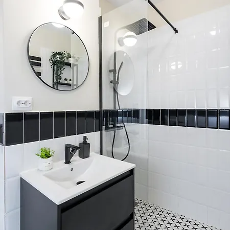 Daire Urban Dream With Views And Modern Comfort *