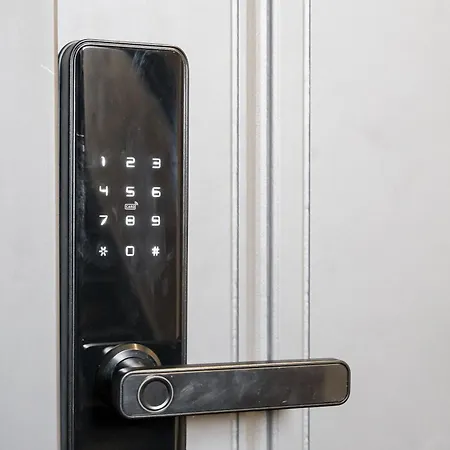 Urban Dream With Views And Modern Comfort *