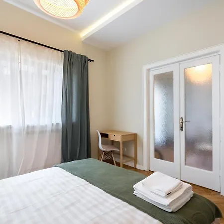 Urban Dream With Views And Modern Comfort Appartement