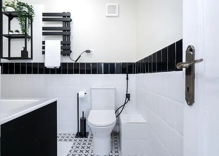 Апартаменти Urban Dream With Views And Modern Comfort