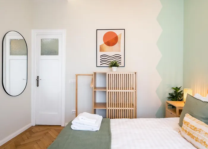 Urban Dream With Views And Modern Comfort *