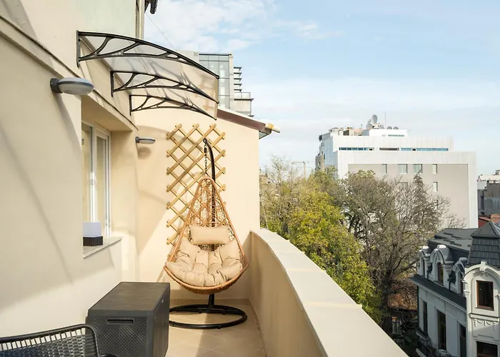 Urban Dream With Views And Modern Comfort アパート