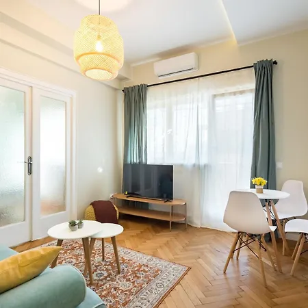 Urban Dream With Views And Modern Comfort *